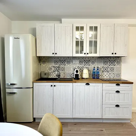 דירה Winter 2-bedroom With View ורשה