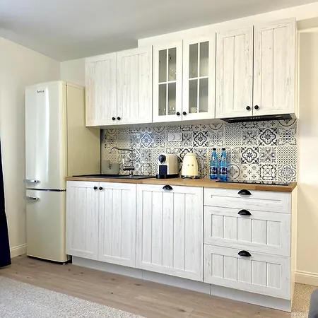 Winter 2-bedroom With View דירה *