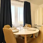 Winter 2-bedroom With View Apartman *