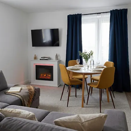 Winter 2-bedroom With View Apartment
