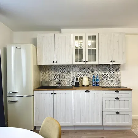 Winter 2-bedroom With View Apartment Warschau